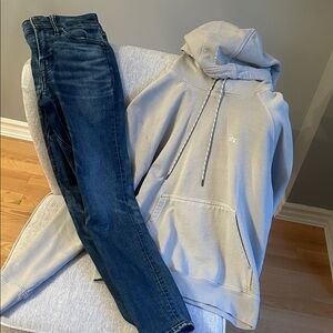 American Eagle Gray Hoodie and Blue Jeans Set